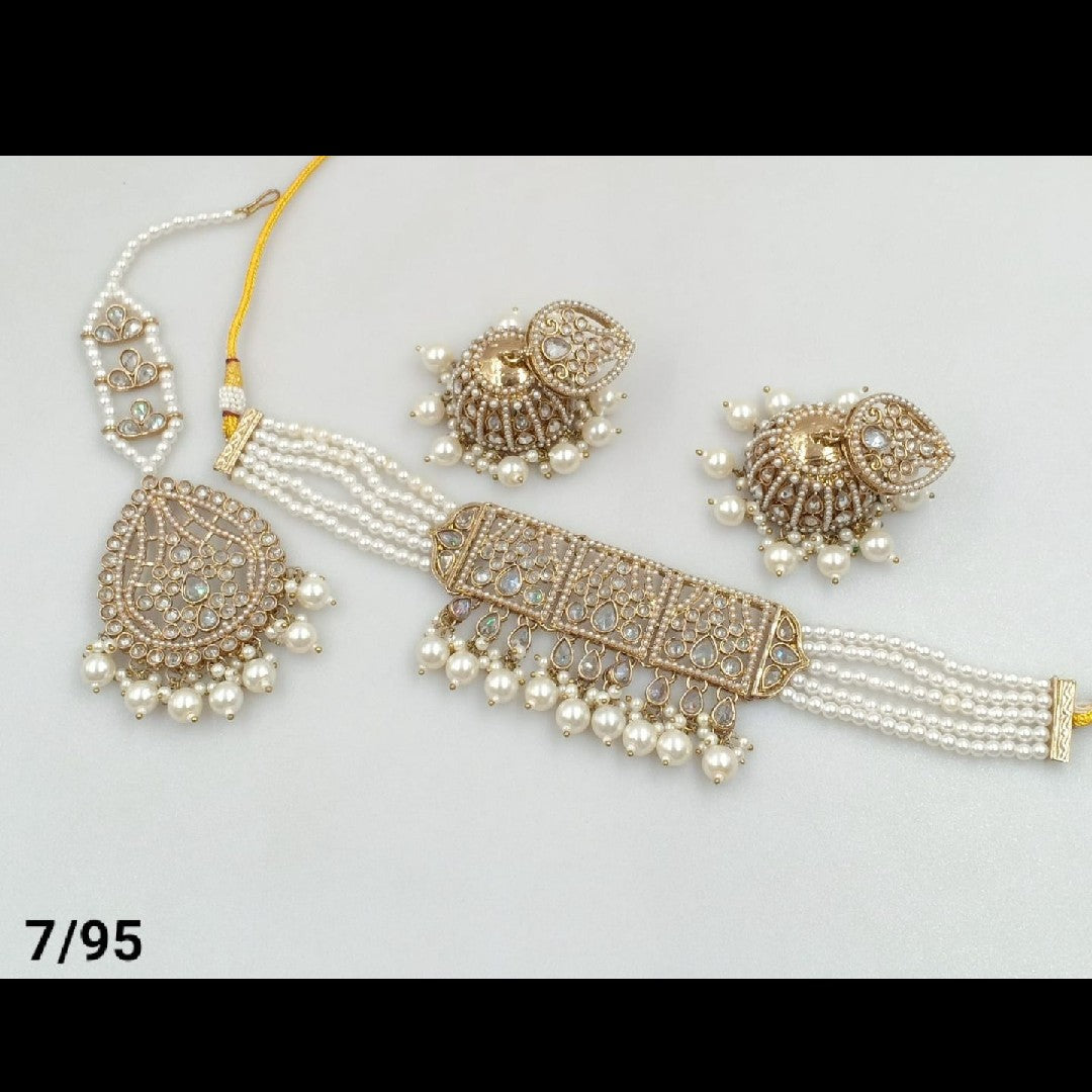 Moti-e-Zar Pearl Set