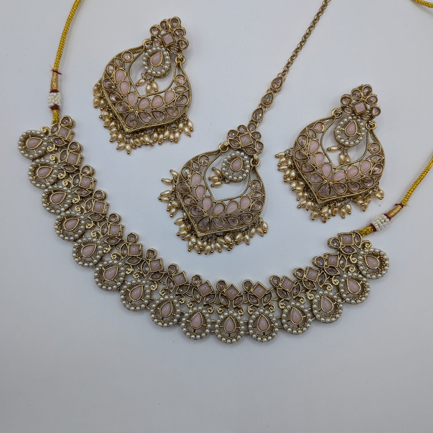 Pastel Radiance Choker Collection